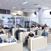 Vereadores assinam requerimento de CPI para investigar salário da secretária da Fazenda de Novo Hamburgo