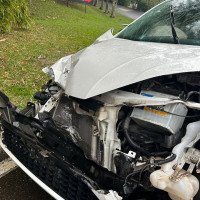 RS-240: Acidente envolvendo carro e carreta é registrado em retorno da rodovia no trecho de São Leopoldo