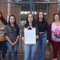 Mães criam abaixo-assinado devido a não abertura de turmas de 1º ano em escola de Lomba Grande; entenda