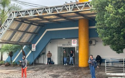 Contrato de R$ 2,5 milhões é encerrado menos de dois meses após início dos serviços de segurança nas UPAs e Hospital Municipal; entenda