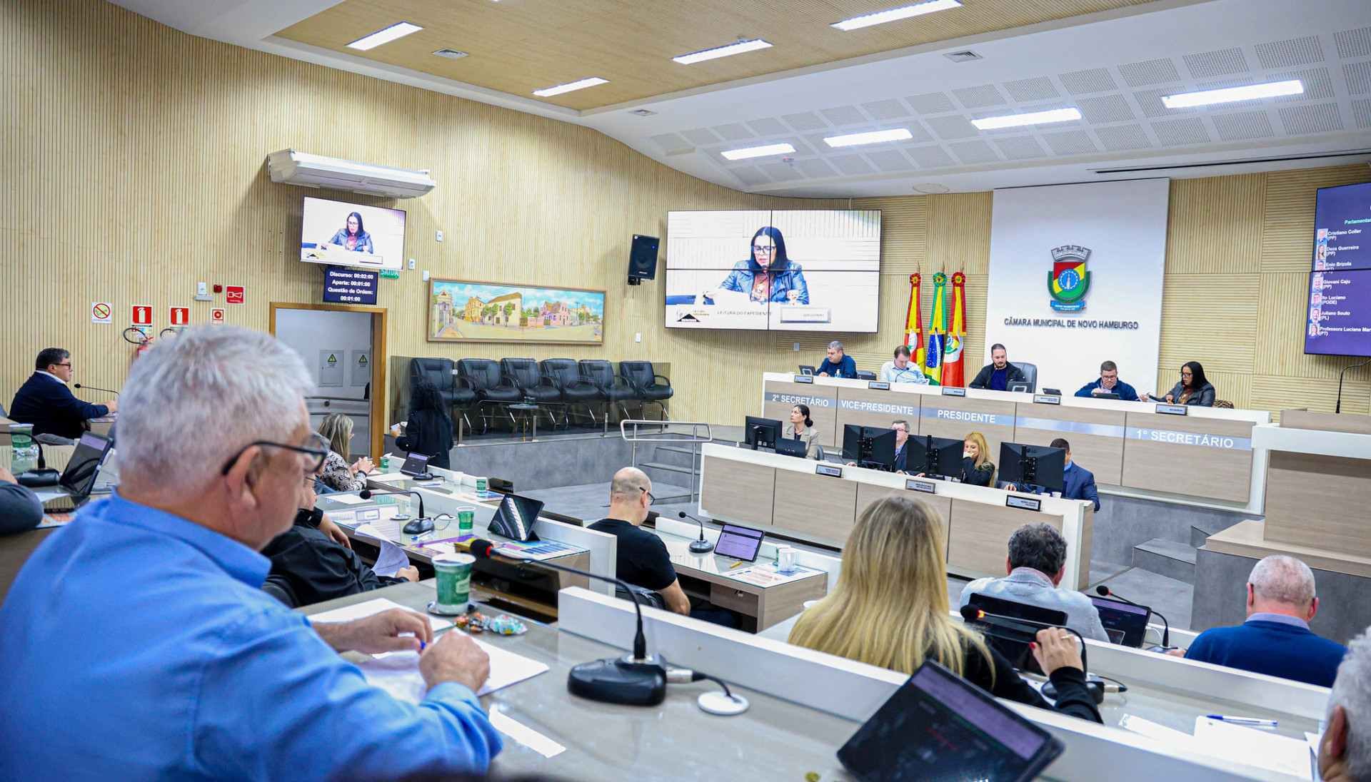 O que diz a Prefeitura sobre risco de CPI para investigar sal&aacute;rio de secret&aacute;ria em Novo Hamburgo