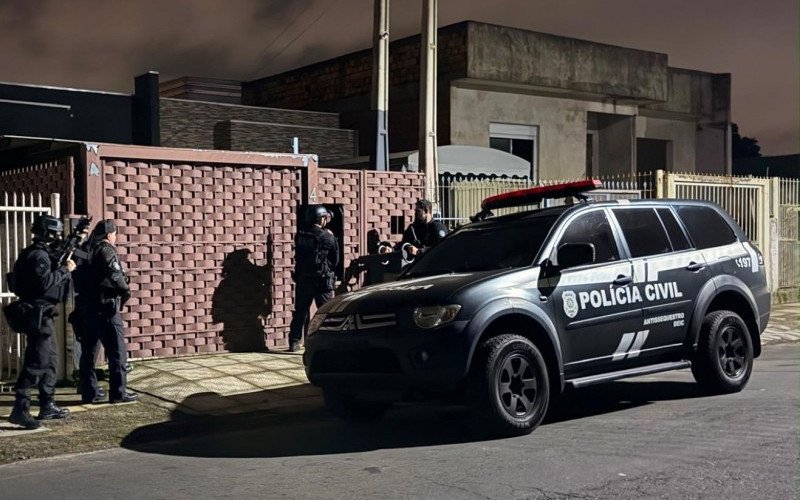 Assalto a joalheria no Bourbon Shopping foi executado por criminosos do Vale do Sinos e envolveu divisão de tarefas, diz Polícia