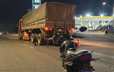 Motociclista morre após acidente com SUV e caminhão na RS-239