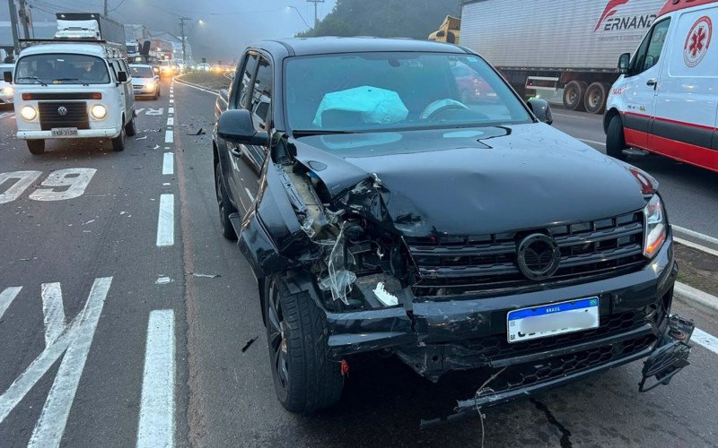 Colisão grave envolvendo três carros deixa um ferido na RS-240, em São Leopoldo 
