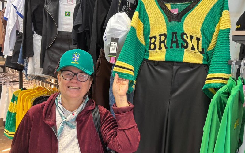 Teresa j&aacute; se planeja para juntar toda a fam&iacute;lia no jogo de s&aacute;bado