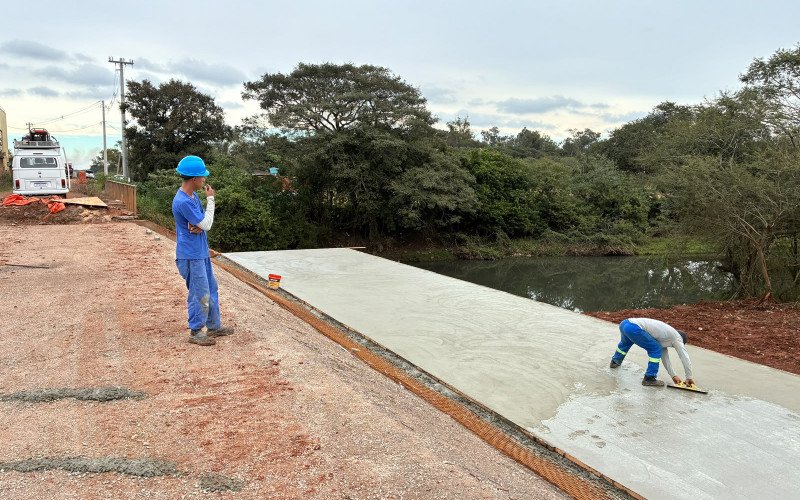 Obras de reforço no dique estão 95% concluídas