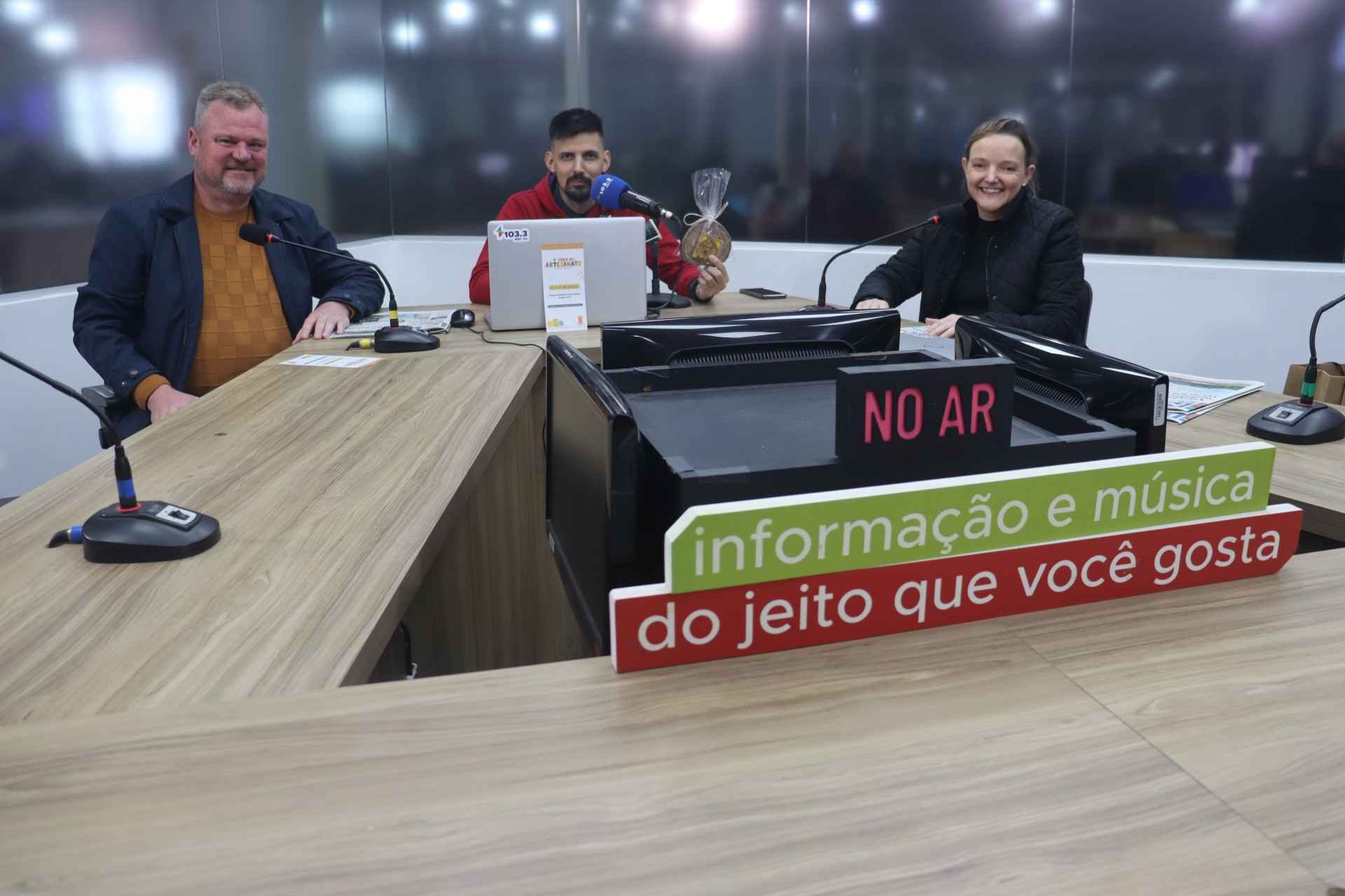 Oficinas, bandinhas t&iacute;picas e desfile de itens artesanais s&atilde;o atra&ccedil;&otilde;es da 7&ordf; Feira de Artesanato