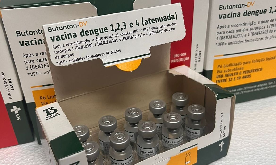 Vacina da dengue do Butantan: Quais sintomas ficar atento para quem tomou imunizante