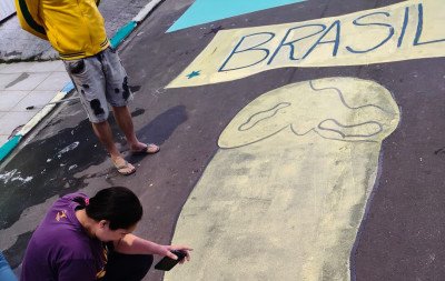 Taça pintada no asfalto que viralizou pelo formato não fica em Canoas; entenda a história por trás do desenho