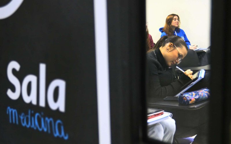 Curso de Medicina permanece como o mais procurado por estudantes que visam acesso à universidade federal | abc+