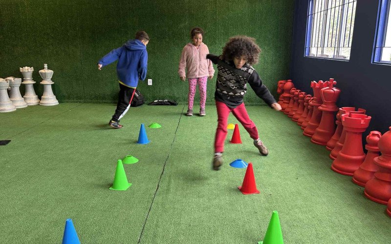 Escola Adolfina Diefenthaeler, em Novo Hamburgo, integra o projeto do Instituto Vini Jr. com o Centro de Treinamento (CT), local onde atividades pedagógicas são realizadas.