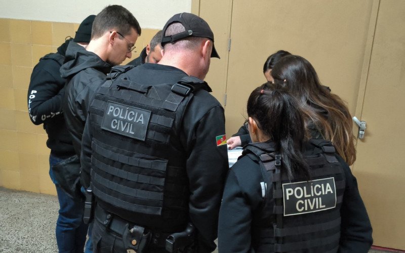 Busca em presídios e 24 presos: Rede de lavagem de dinheiro do narcotráfico é alvo da polícia no RS | abc+