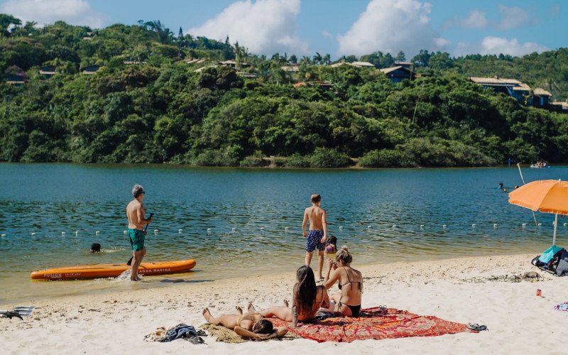 Praia do Rosa, em Santa Catarina | abc+