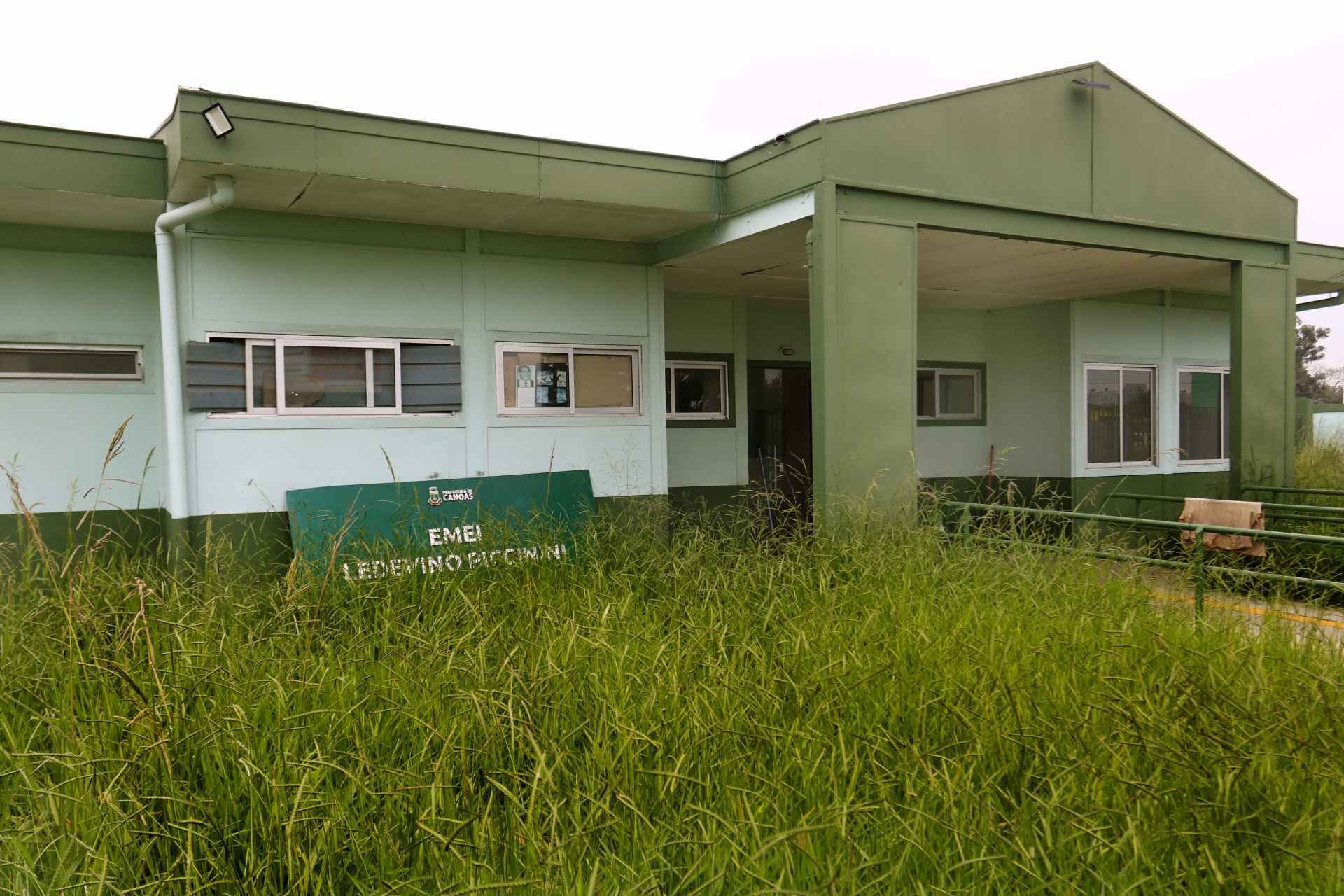V&Iacute;DEO: Mais de dois anos ap&oacute;s enchente, escola de Canoas ainda aguarda reforma; entenda