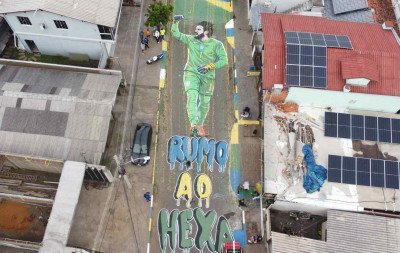 "Obrigado meus irmãos hamburguenses", diz goleiro Alisson sobre pintura no bairro Santo Afonso