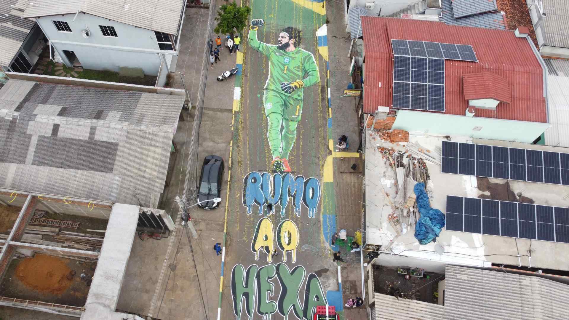 &ldquo;Obrigado meus irm&atilde;os hamburguenses&rdquo;, diz goleiro Alisson sobre pintura no bairro Santo Afonso