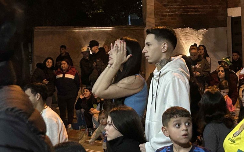 Torcida e apreensão na Santo Afonso - Brasil x Marrocos 