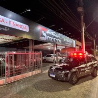 Saiba o estado de saúde do único sobrevivente do ataque a tiros em revenda de Taquara