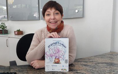 Escritora Simone Saueressig lança livro nesta quarta-feira em São Leopoldo