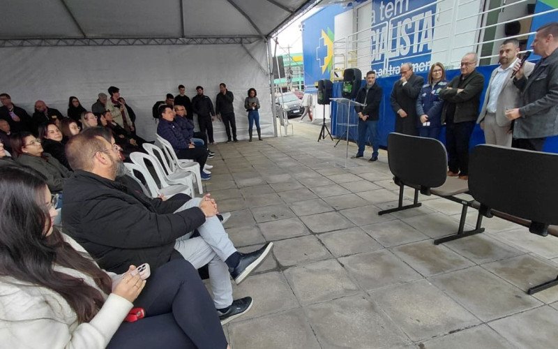 Lançamento da Carreta de saúde da mulher, do governo federal, em Sapucaia do Sul, ocorreu nesta segunda-feira (15)