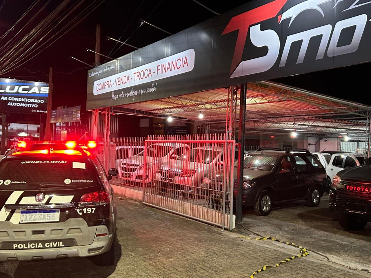 Ataque a tiros: Identificados homens mortos em revenda de carros em Taquara