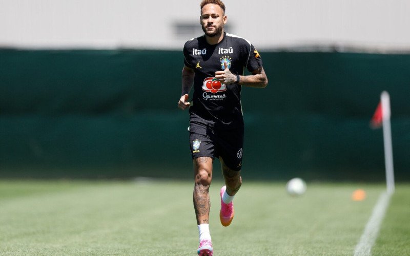 Neymar treina no campo com a Seleção pela primeira vez nos Estados Unidos | abc+
