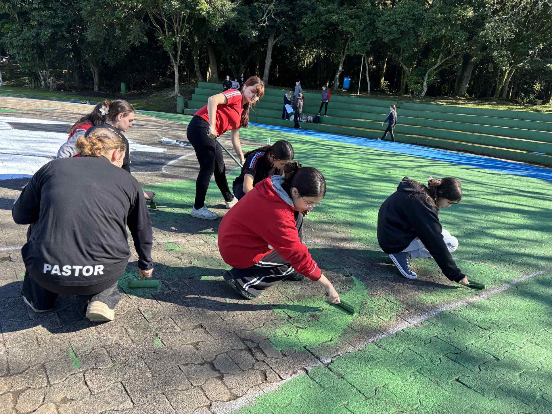 &ldquo;Vai ficar na minha mem&oacute;ria para sempre&rdquo;: alunos transformam Parque do Imigrante com pintura inspirada na Copa do Mundo