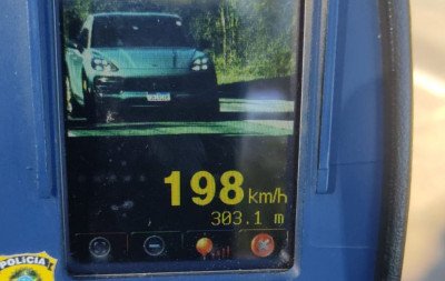 Porsche é flagrado a 198 km/h em rodovia do Rio Grande do Sul
