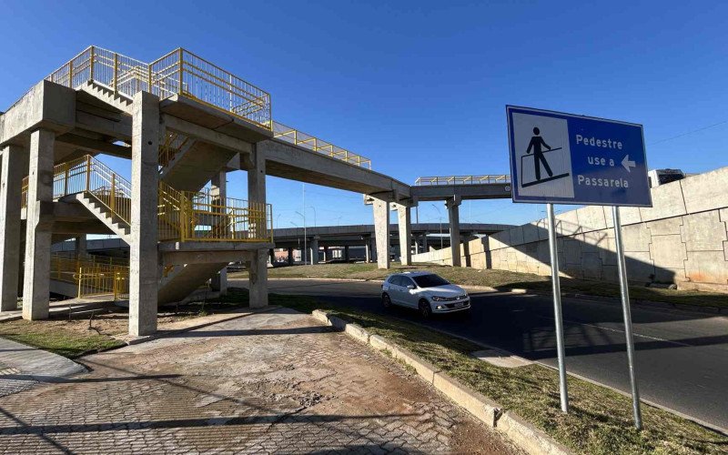 Passarela está liberada para o uso da população na RS-240