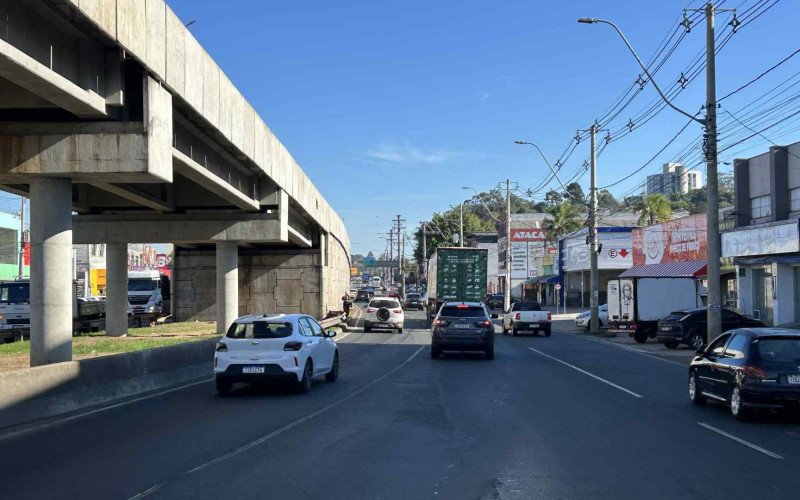 Última sinaleira existente na RS-240, próximo ao entroncamento com a BR-116, é desativada