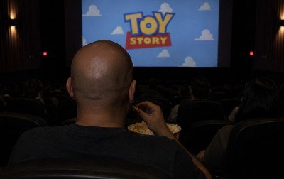 Calvos não pagam ingresso para ver Toy Story 5; saiba quando e onde