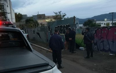 Homem é preso por estupro em terreno baldio no Vale do Sinos