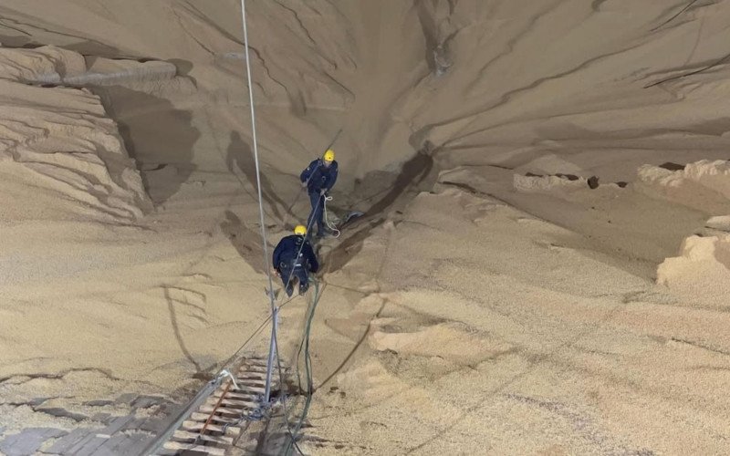 Corpo do trabalhador foi localizado após quase 40 horas de trabalho em silo de soja