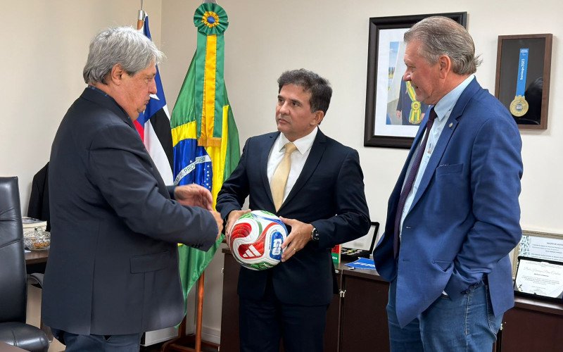 Em Brasília, prefeito Nestor Tissot busca recursos para Saúde e o Esporte
