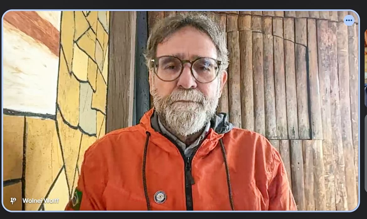 Defesa Civil: 10 alertas falsos foram disparados em invas&atilde;o de sistema