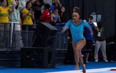 Na volta às competições após quase dois anos, Rebeca Andrade é ouro no Pan de Ginástica