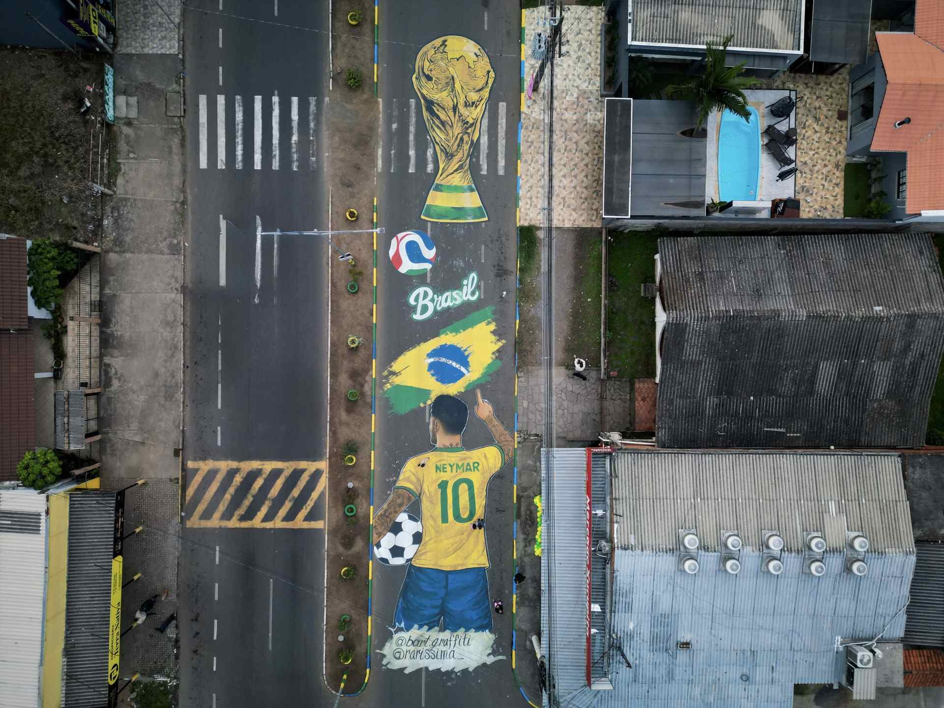 Pintura de Neymar foi feita na Avenida Leopoldo Wasun, no Santos Dumont | abc+