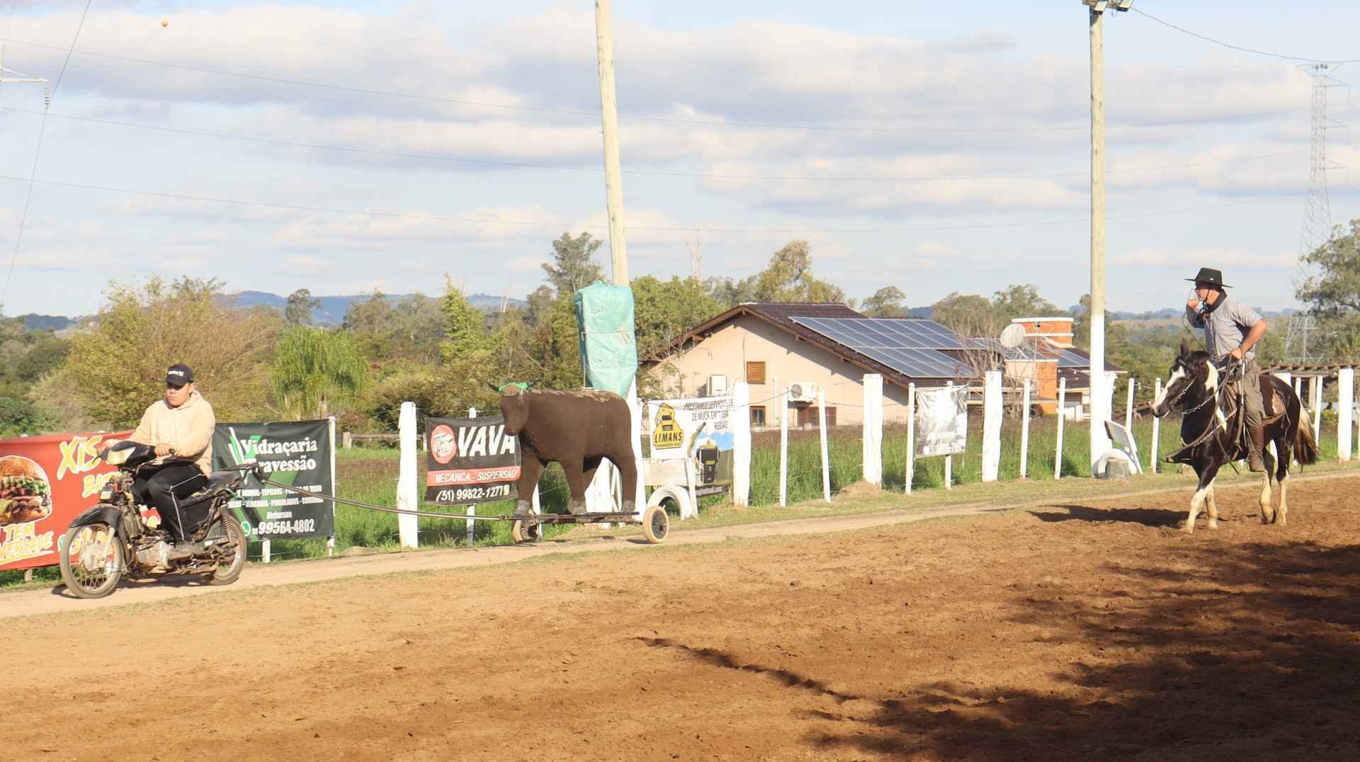 Torneio de la&ccedil;o recebe mais de 200 inscritos em dois dias de competi&ccedil;&atilde;o em Campo Bom