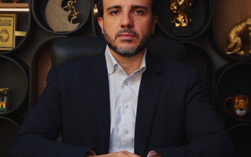 Renan Santos foi o primeiro presidente do Missão