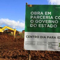 Canoas assina ordem de início para construção do primeiro Centro Dia do Idoso