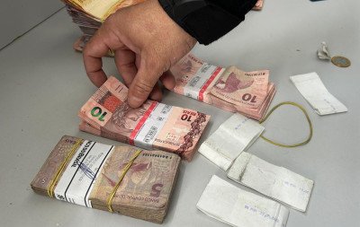 Com lacre do Banco do Brasil: Homem é preso com R$ 10 mil no Vale do Sinos cerca de 48h após ataque a agência