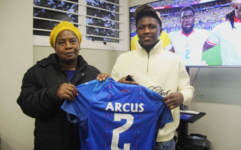 Marie Dilene e o neto Arcus Bilda Rikerley moram em Novo Hamburgo e torcem pelo filho na Copa do Mundo | abc+