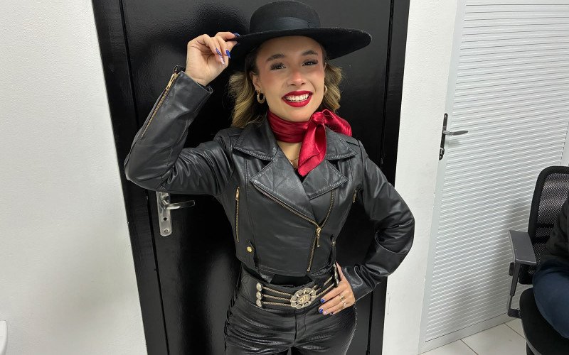 Cantora Luiza Barbosa