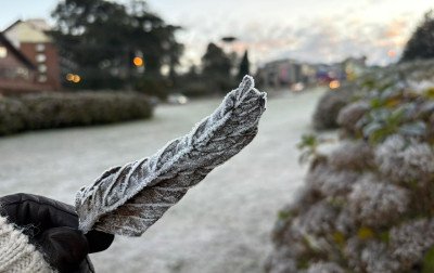 Gramado e Canela amanhecem cobertas por geada e com sensação térmica de -4°C