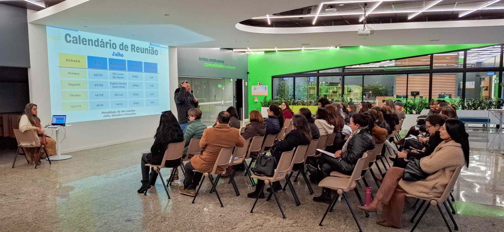Projeto Microrredes &eacute; apresentado &agrave; rede de prote&ccedil;&atilde;o &agrave;s crian&ccedil;as e adolescentes de Canela; entenda proposta