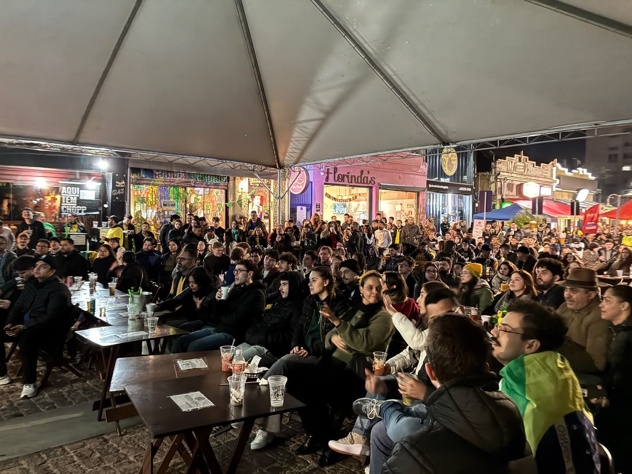 Rua Independ&ecirc;ncia ser&aacute; fechada para transmiss&atilde;o do jogo do Brasil na Copa do Mundo na segunda-feira
