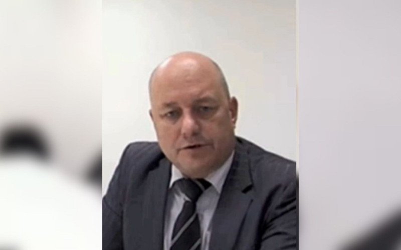 O advogado Rodrigo Pantaleão, que concordou com a condenação do próprio cliente durante uma audiência, foi encontrado morto em Florianópolis | abc+
