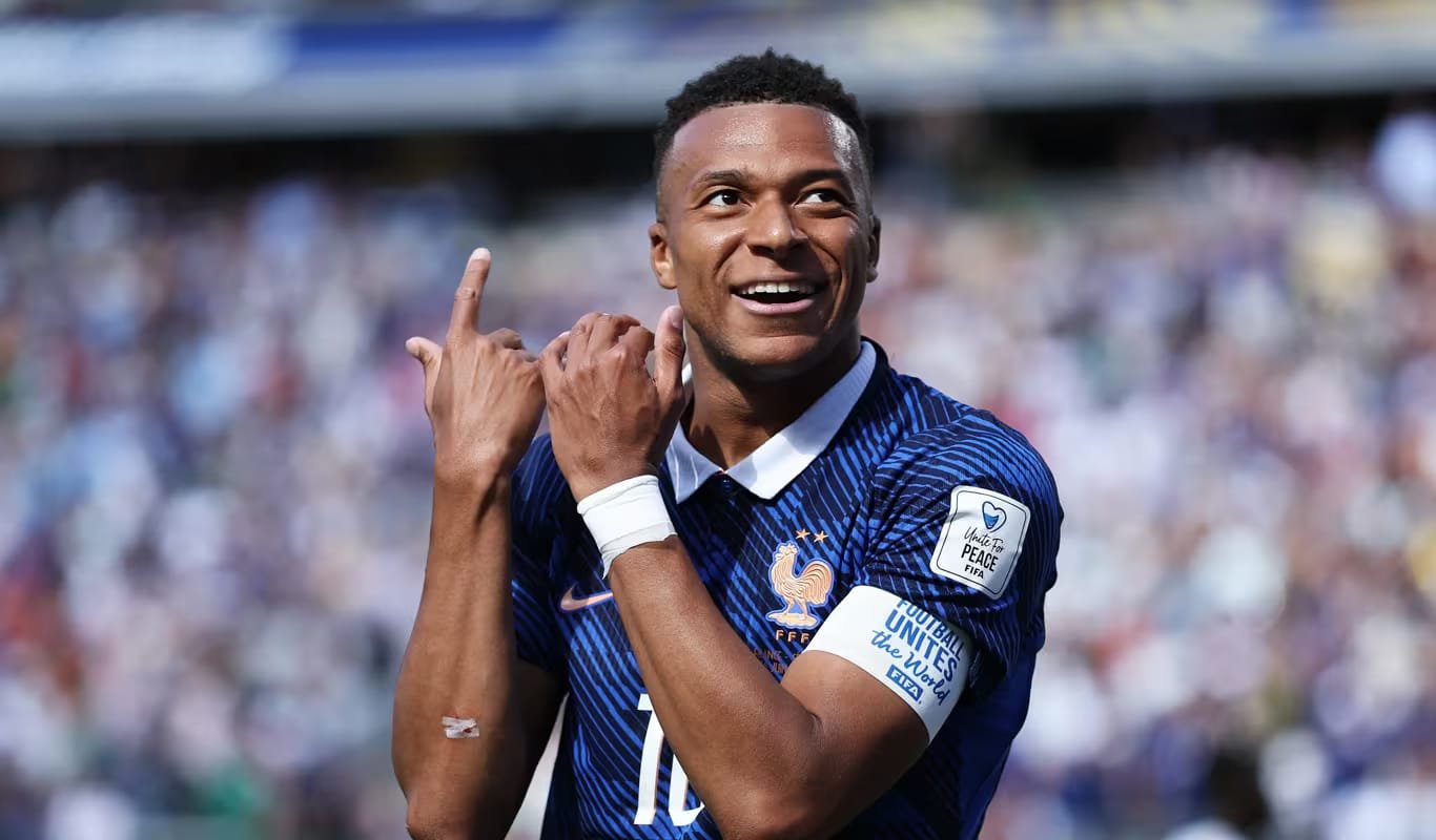 Mbappé ultrapassa Ronaldo Fenômeno e se torna maior artilheiro de mata-mata em Copas