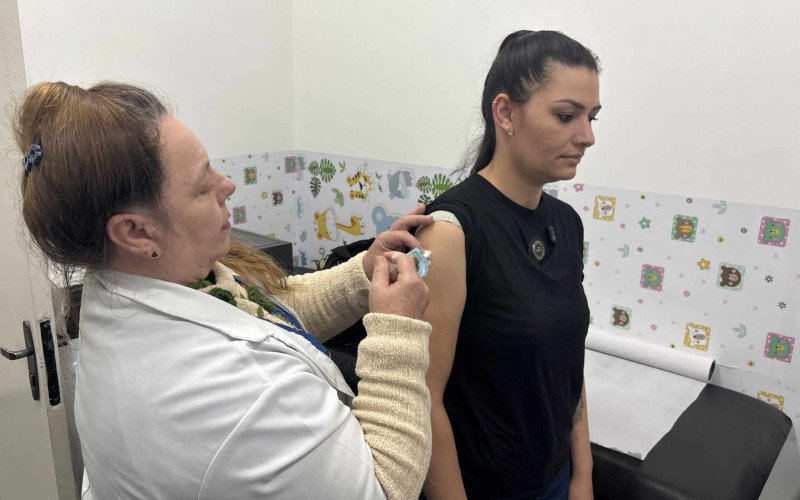 Sábado de vacinação tem baixa procura nas primeiras horas em Novo Hamburgo