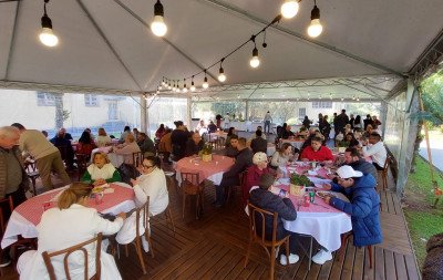Cecrei arrecada 4 toneladas de alimentos não perecíveis em Feijoada Solidária